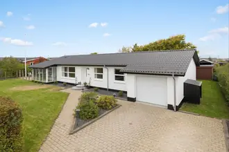 Villa på Færøvej 5, 9670 Løgstør