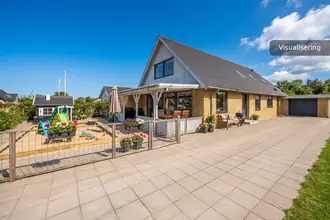 Villa på Poulsgade 11, 9320 Hjallerup