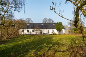 Landejendom på Langelinie 68, Borum, 8471 Sabro