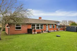 Villa på Grenåvej 26, Bjødstrup, 8410 Rønde