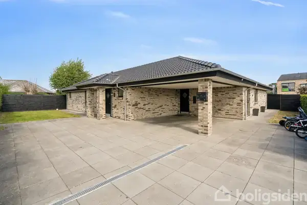 Villa på Snedronningen 31, 5240 Odense NØ