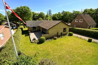 Villa på Strandvejen 52, 6854 Henne