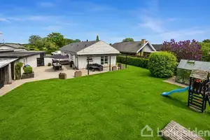 Villa på Jakobsgade 9, 9320 Hjallerup