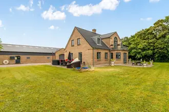 Villa på Tværmosevej 5, 7451 Sunds