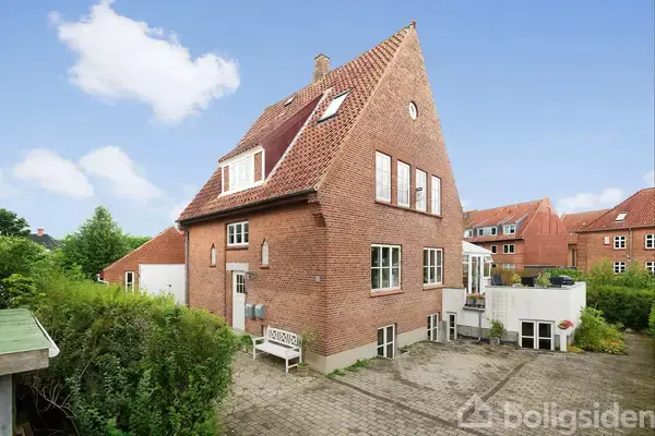Villalejlighed på Borgervænget 11, 1., 5000 Odense C