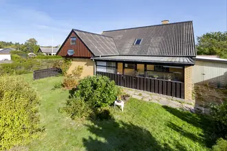 Villa på Povl Ankers Vej 8, Sorthat-Muleby, 3700 Rønne
