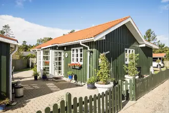 Fritidshus på Birkevej 9, Fjellerup Strand, 8585 Glesborg