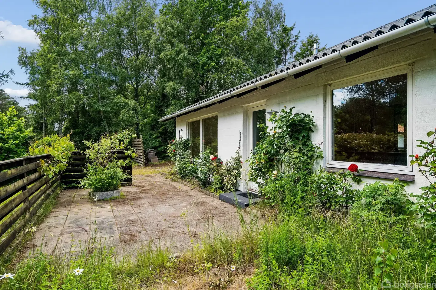 Flot hus i naturlige omgivelser kort fra stranden - Visning 2