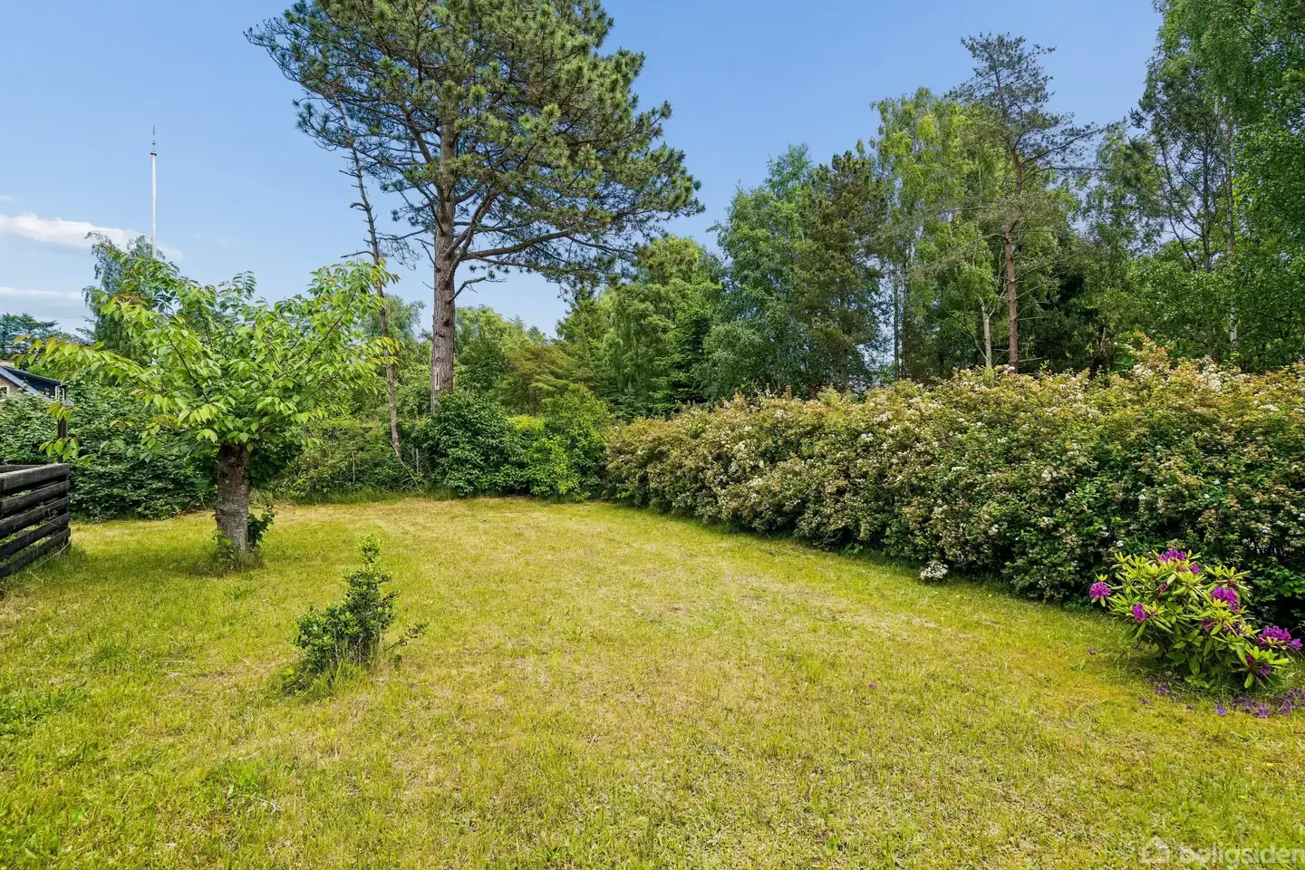 Flot hus i naturlige omgivelser kort fra stranden - Visning 4
