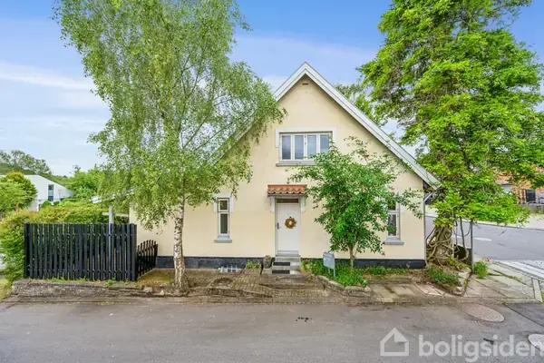 Villa på Fredensgade 12, 8382 Hinnerup