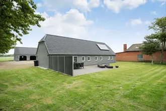 Landejendom på Dejbjergvej 10, Stauning, 6900 Skjern