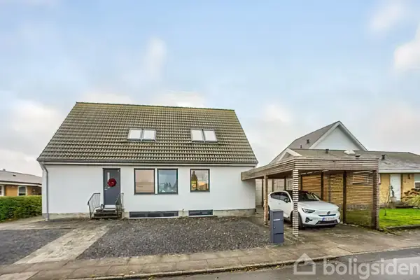 Villa på Hvidkløvervej 6, 5210 Odense NV