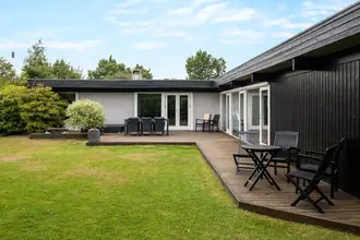 Villa på Syrenvænget 12, 3520 Farum