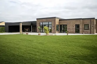 Villa på Helstrupvænget 20, Snejbjerg, 7400 Herning