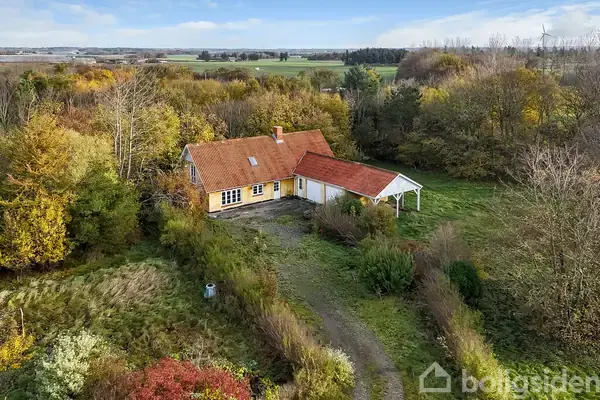 Landejendom på Mælkevejen 1, 6990 Ulfborg