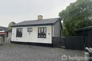Villa på Bråbyvej 8, 4690 Haslev