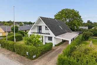 Villa på Birkekrogen 8, 9260 Gistrup