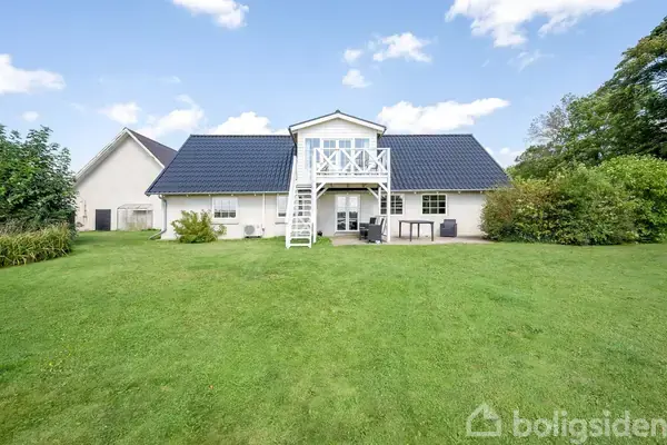 Landejendom på Sejling Hedevej 11, 8600 Silkeborg