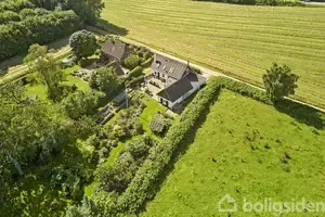 Villa på Bisholt Strandvej 6, 7130 Juelsminde