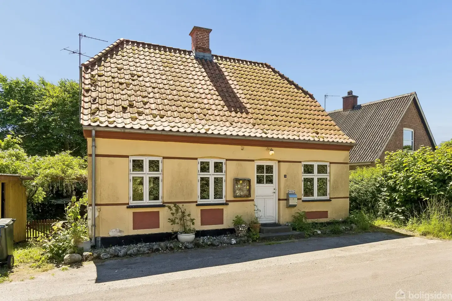 Murermestervilla beliggende i idyllisk landsbysamfund, Ebeltoft