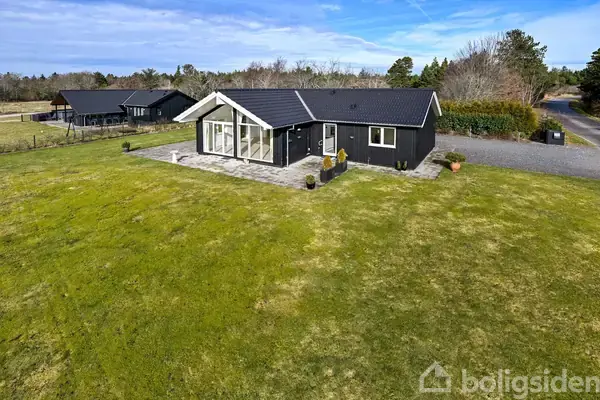 Fritidsbolig på Hennebysvej 33, 6854 Henne