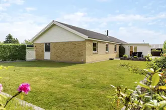 Villa på Pilevej 10, 4030 Tune