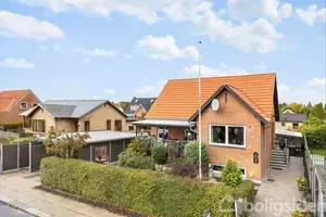 Villa på Lærkevej 8, 8930 Randers NØ