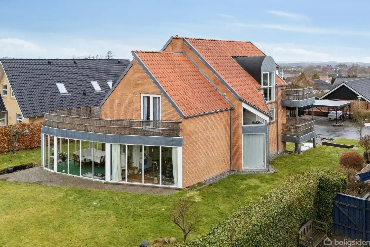 Arkitekttegnet villa med flot udsigt - Visning 5