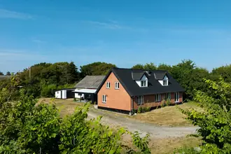 Landejendom på Købstedvej 14, Tornby, 9850 Hirtshals