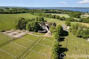 Landejendom på Harreshøjvej 43A, 3080 Tikøb