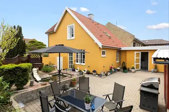 Villa på Jernbanegade 5, 3390 Hundested