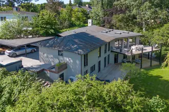 Villa på Klampenborgvej 18A, 2930 Klampenborg