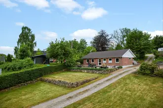 Villa på Lyngballevej 10, Fajstrup, 8471 Sabro