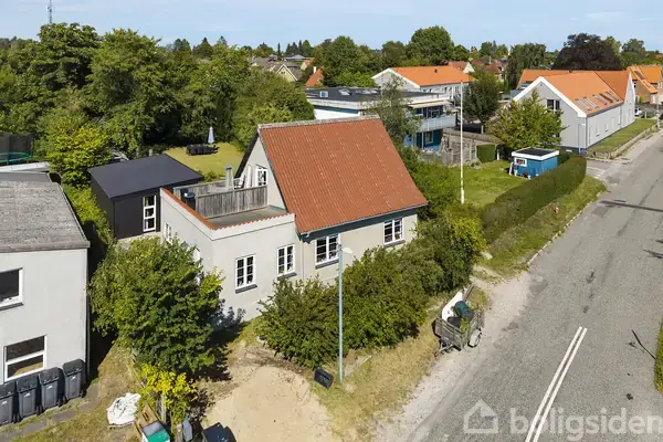 Villa på Lynge Stationsvej 20, 3540 Lynge