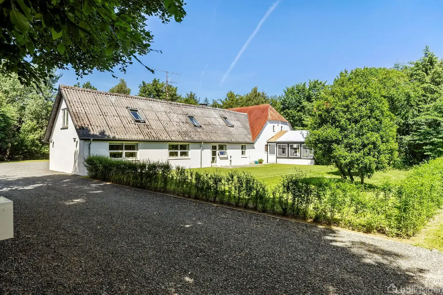 Naturskøn landejendom med egen sø, jagtmuligheder og knap 6,6 hektar jord - Visning 3
