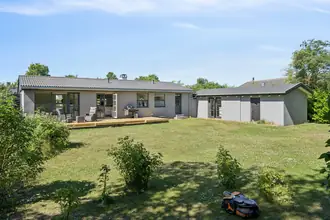 Villa på Skolevangen 3, Hellested, 4652 Hårlev