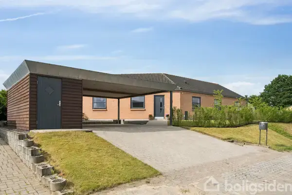 Villa på Gyldenlakvej 7, 8870 Langå