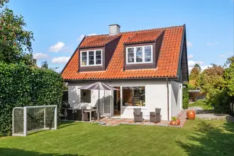 Villa på Floradalen 4, 2830 Virum
