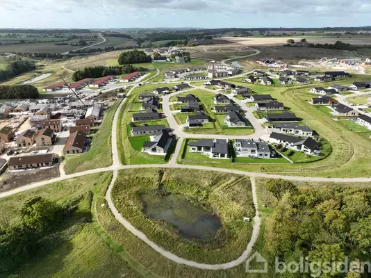 Helårsgrund på Rens Mark 18, 8300 Odder