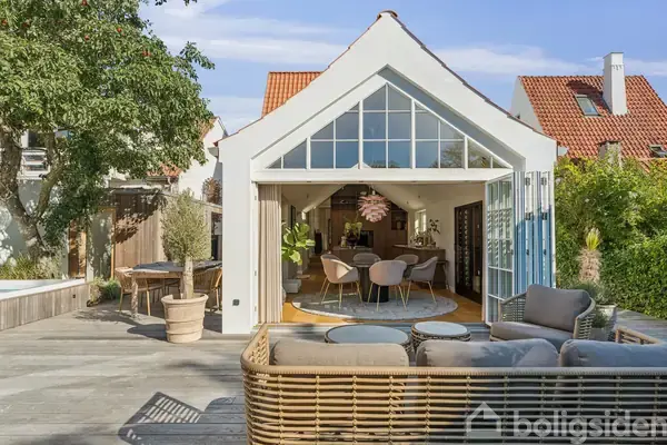 Villa på Jernbanestræde 4, 8600 Silkeborg