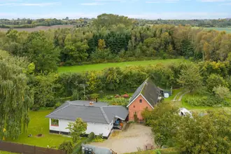 Villa på Landevejen 185, 5883 Oure