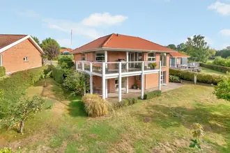 Villa på Platanvej 27, 8680 Ry