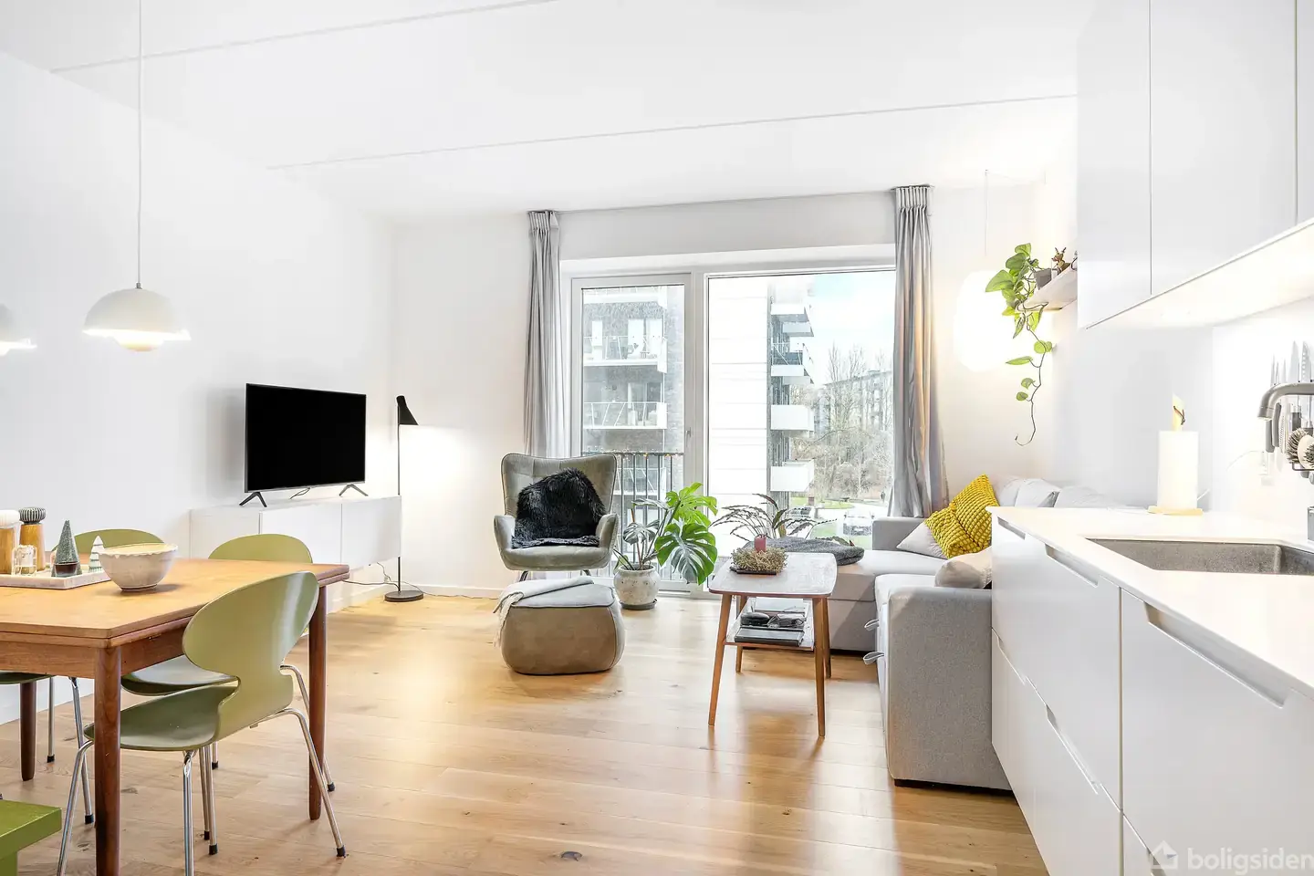 Ejerlejlighed på Dirch Passers Gade 9, st., 8000 Aarhus C