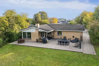 Villa på Vordevej 5, 8831 Løgstrup