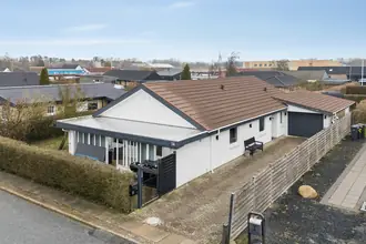 Villa på Lucernevej 14, 9270 Klarup