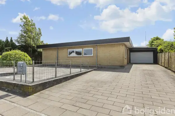 Villa på Agtrupvej 154, 6000 Kolding