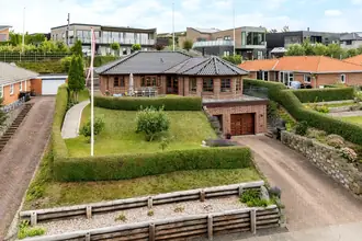 Villa på Hvidtjørnevej 12, Laurbjerg, 8870 Langå