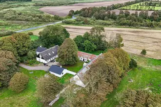 Landejendom på Hjallerupvej 60, 9382 Tylstrup