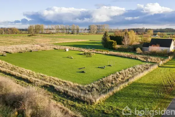 Landejendom på Møllevej 10, 5290 Marslev