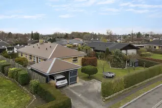 Villa på Cikorievej 8, 4300 Holbæk